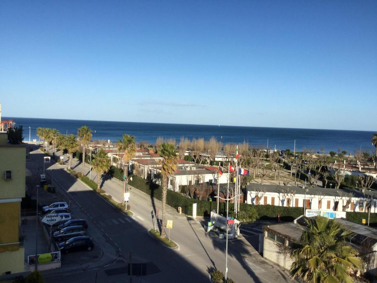 Vila Casa Rosa Porto SantʼElpidio Exteriér fotografie